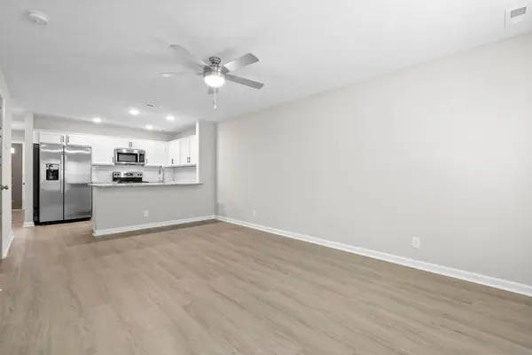 313 Longshadow Trl #A, Clarksville, TN 37043