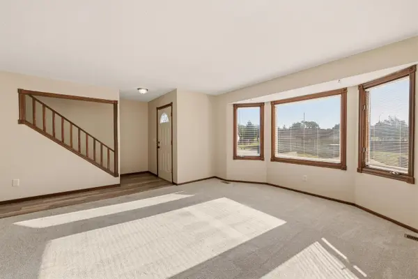 1714 E Evergreen Ct, Derby, KS 67037