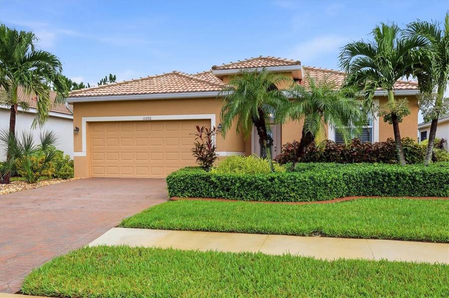 11696 SPOTTED MARGAY AVE, Venice, FL 34292