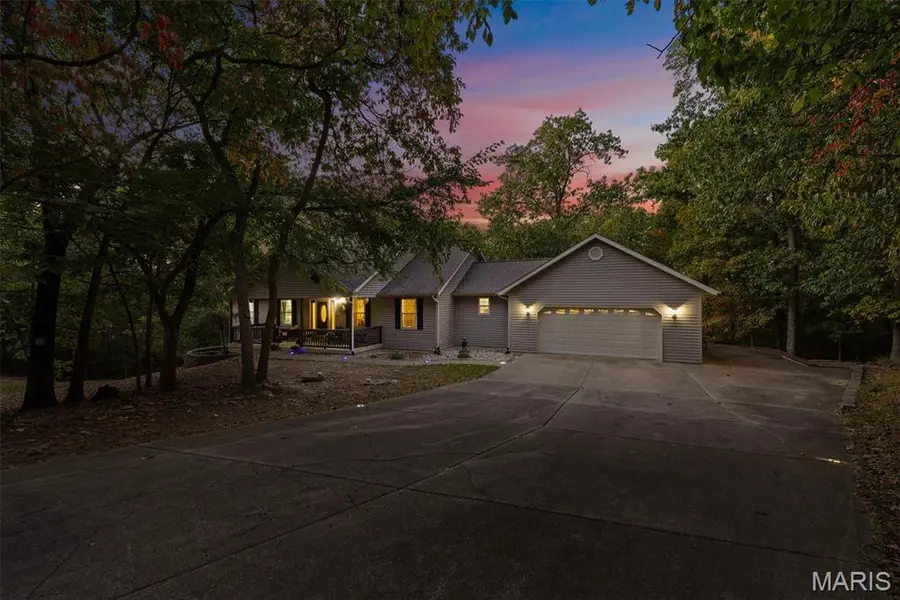 6107 Briar TRL, Waterloo, IL 62298
