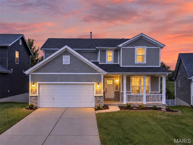 350 Briarchase CIR, Lake St Louis, MO 63367