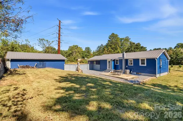 181 Moody AVE, Candler, NC 28715