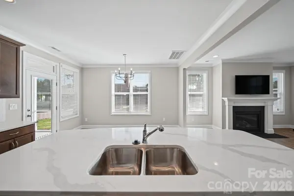 270 Gilead RD, Huntersville, NC 28078