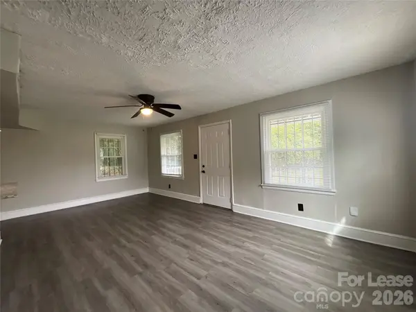3905 Freedom DR, Charlotte, NC 28208