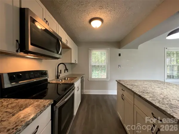 3905 Freedom DR, Charlotte, NC 28208