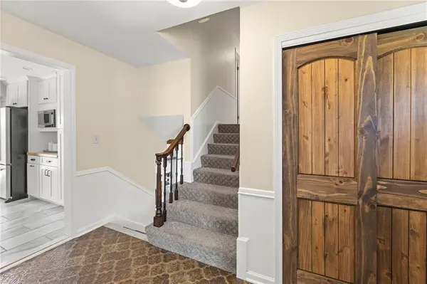 9301 LAMAR AVE, Overland Park, KS 66207