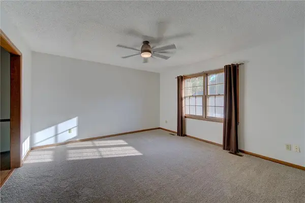 5712 Long AVE, Shawnee, KS 66216