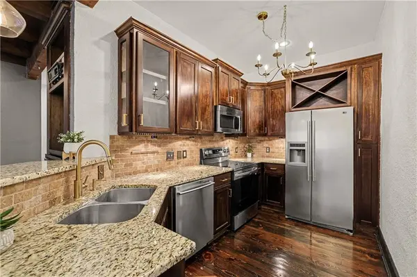 1111 46th ST #W #22, Kansas City, MO 64112