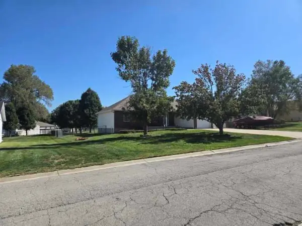 806 Orchid ST, Garden City, MO 64747