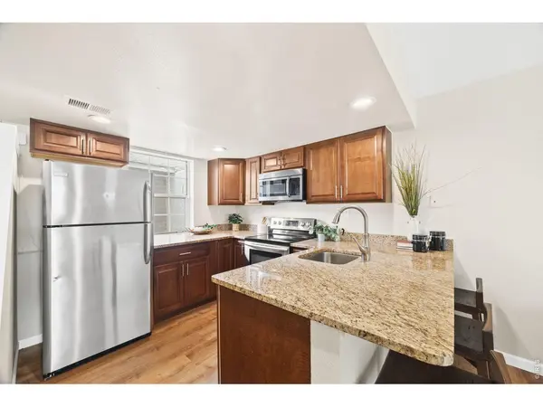 9433 Lou, Thornton, CO 80260