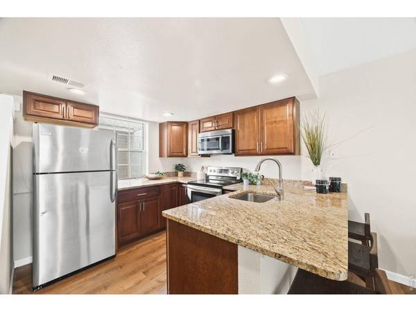 9433 Lou, Thornton, CO 80260