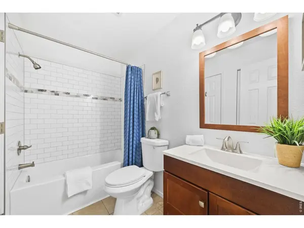 9433 Lou, Thornton, CO 80260