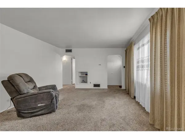 1780 Dichter, Thornton, CO 80229