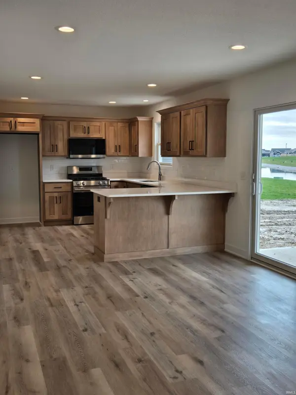 5483 Broad Fields CV, Fort Wayne, IN 46818