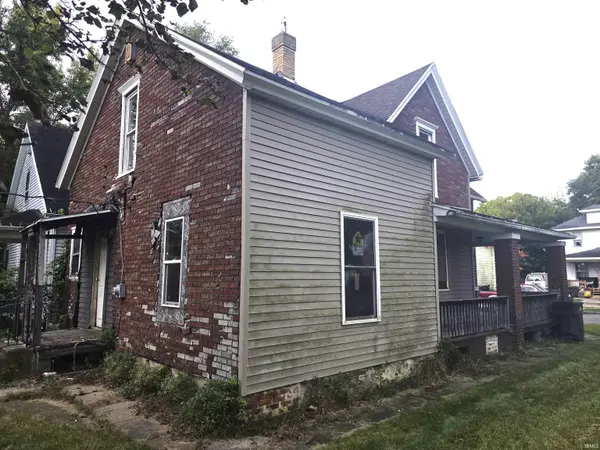 518 Johnson ST, South Bend, IN 46628-2214