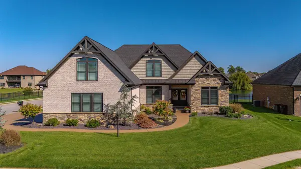 8699 Crenshaw DR, Newburgh, IN 47630