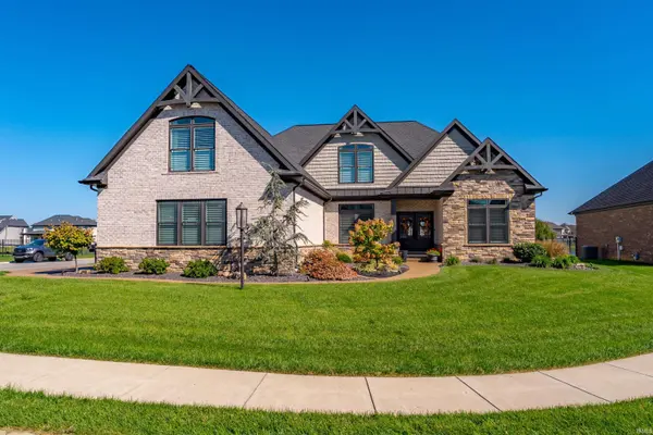 8699 Crenshaw DR, Newburgh, IN 47630