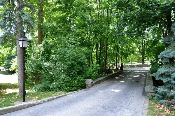 140 N Broadway #L-4, Irvington, NY 10533