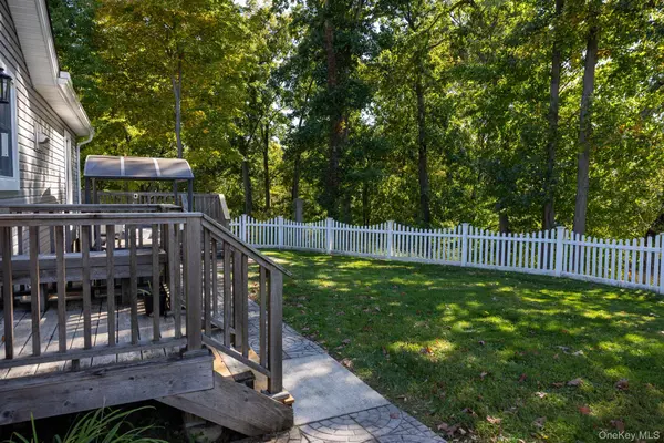 324 Gardnerville RD, New Hampton, NY 10958