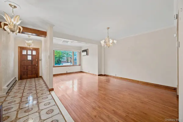 2359 36th ST, Astoria, NY 11105