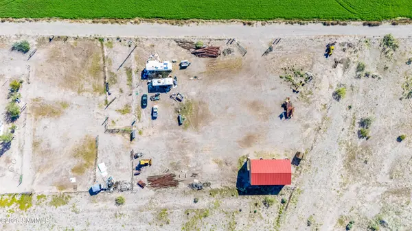 63 Paloma Blanca RD, Williamsburg, NM 87942
