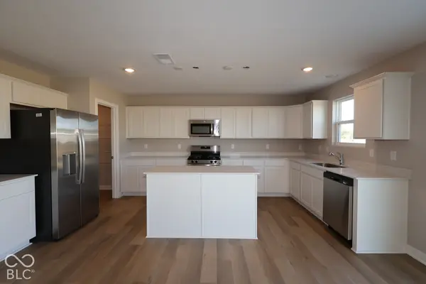3925 Teakmill TRL, Indianapolis, IN 46239