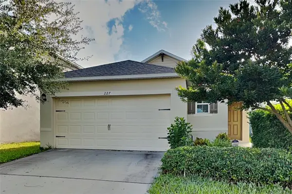 227 DUKE DR, Deland, FL 32724