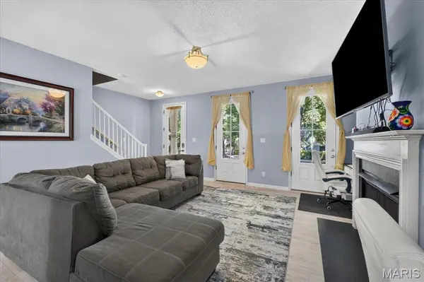 3409 E Lime Kiln, St Charles, MO 63301