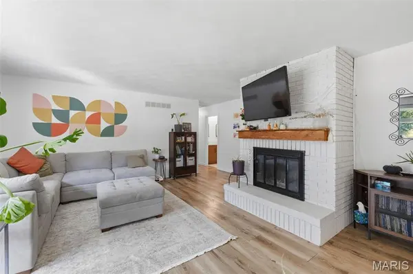 6213 Carolyn Sue DR, High Ridge, MO 63049