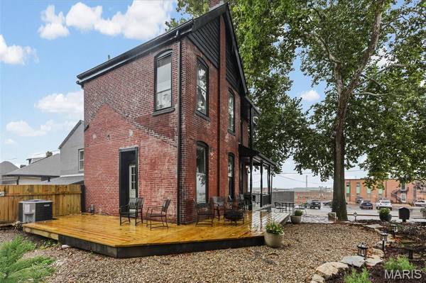 610 E 4th ST, Alton, IL 62002