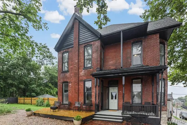 610 E 4th ST, Alton, IL 62002