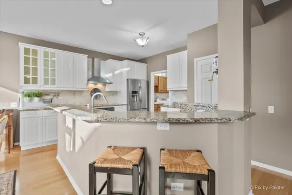 11977 Stonewater XING, Huntley, IL 60142