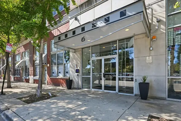 6 S Laflin ST #304, Chicago, IL 60607