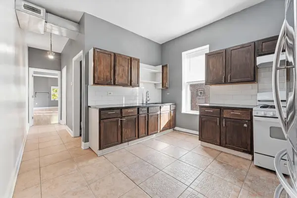 4333 W Dickens AVE, Chicago, IL 60639
