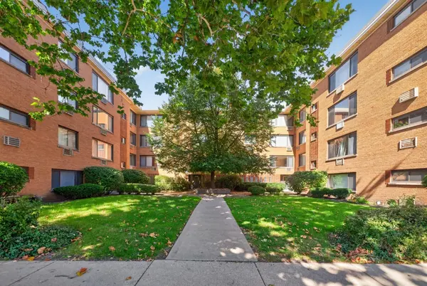 2710 W LUNT AVE #107, Chicago, IL 60645