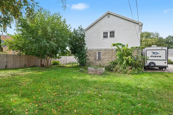 1413 N Richmond RD, Mchenry, IL 60050