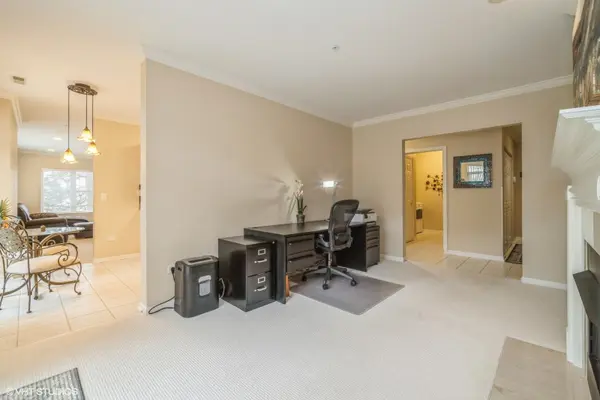 820 Weidner RD #210, Buffalo Grove, IL 60089