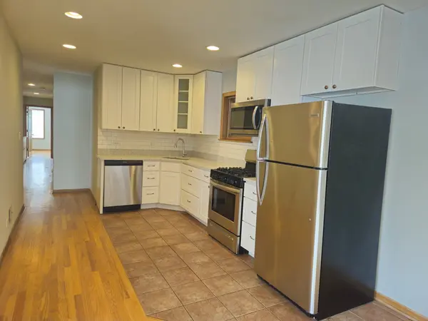 3043 N Ashland AVE #2, Chicago, IL 60657