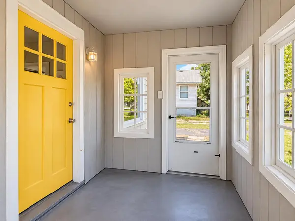 1407 E Elm Street, Griffith, IN 46319