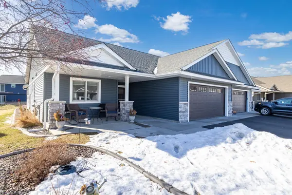 3501 Cambridge PL, River Falls, WI 54022