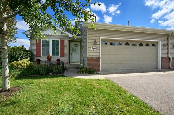 8469 Powers PL, Chanhassen, MN 55317