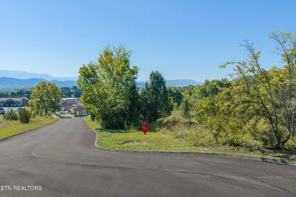 17 Murrell Meadows Drive, Sevierville, TN 37876