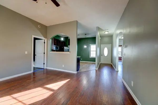1348 Freedom Dr, Clarksville, TN 37042