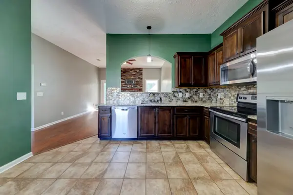 1348 Freedom Dr, Clarksville, TN 37042