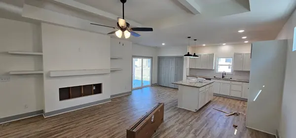 5103 N Toben Ct, Bel Aire, KS 67226