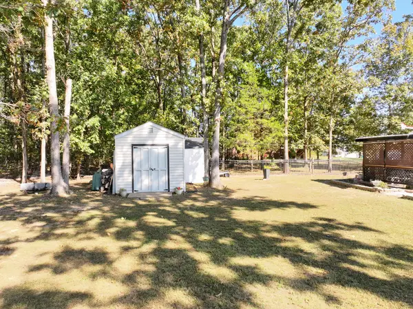9 Pin Oak CT, Cuba, MO 65453