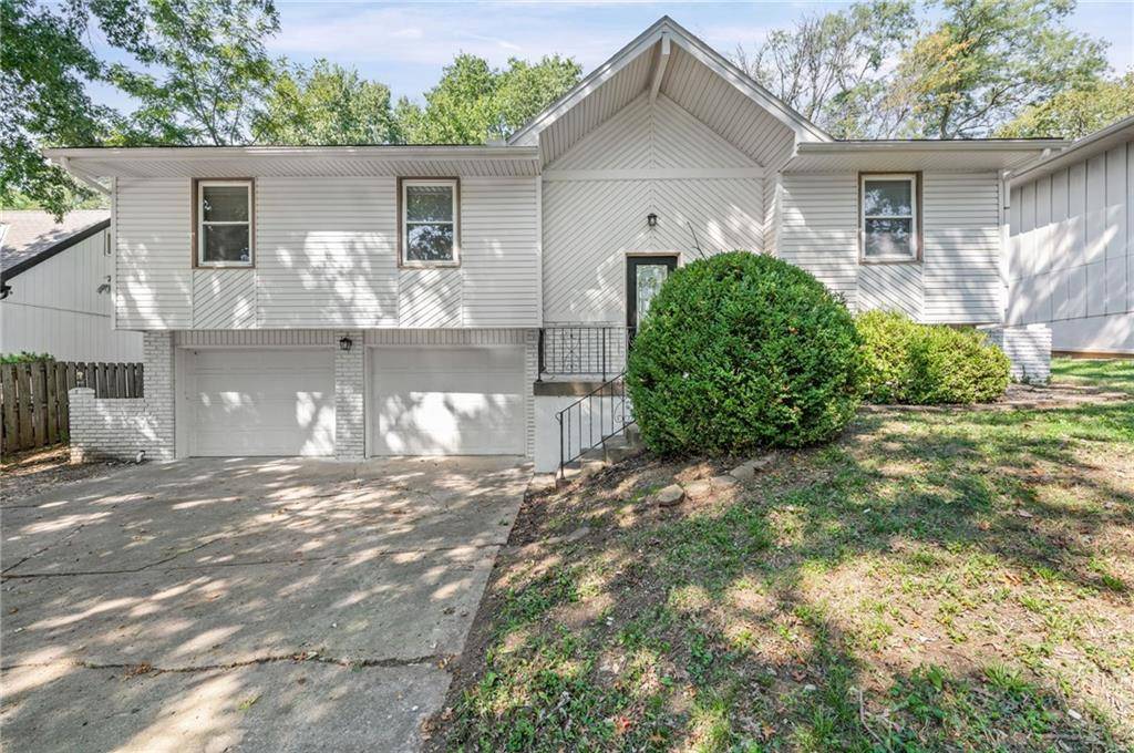 14710 NW 67th ST, Parkville, MO 64152