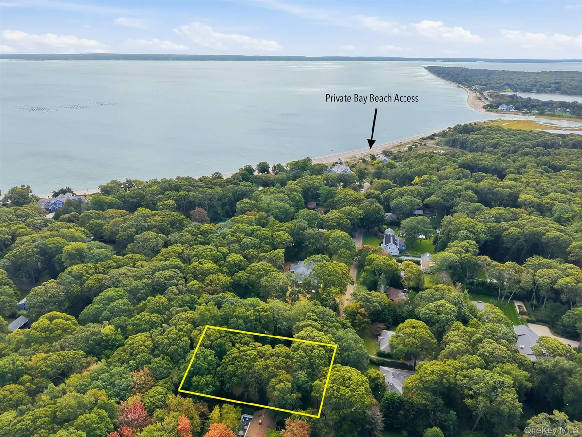 965 Smith RD, Peconic, NY 11958