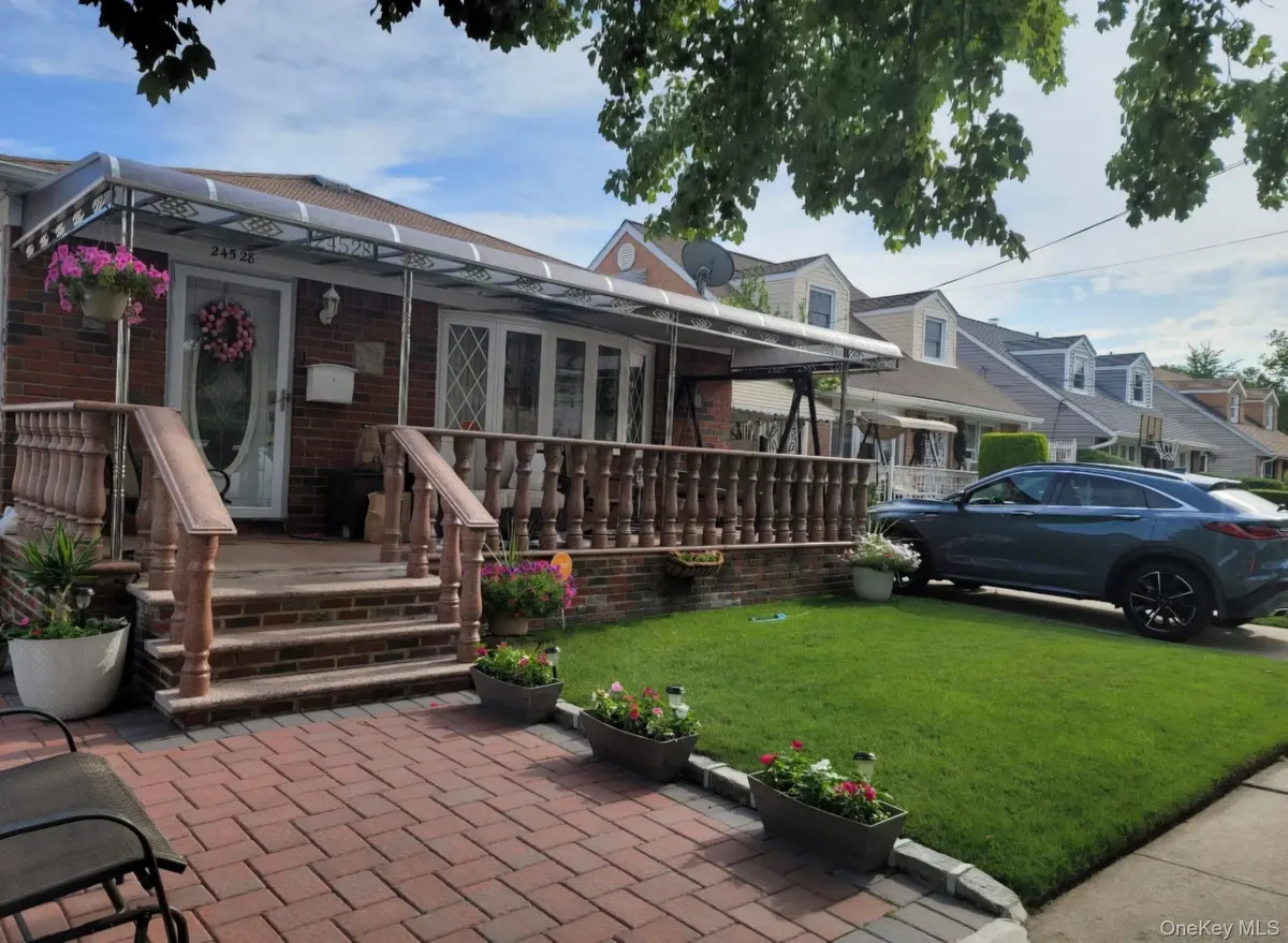24528 147th RD, Rosedale, NY 11422