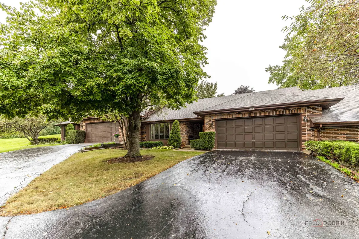 822 Brian CT, Gurnee, IL 60031